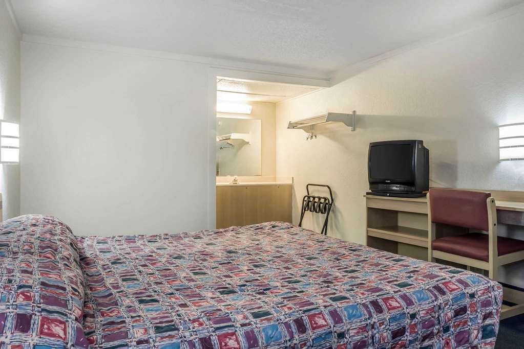 Rodeway Inn Sharonville Bilik gambar